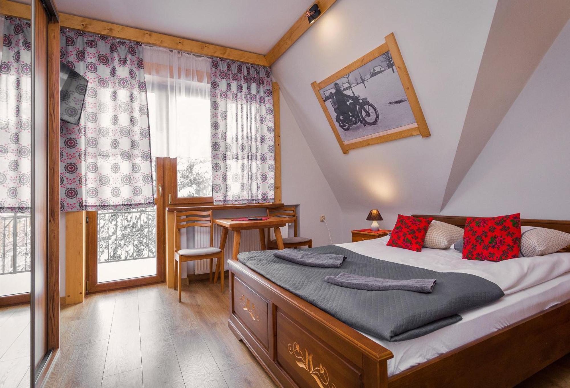 무르자시츨 U Studniara B&B 외부 사진
